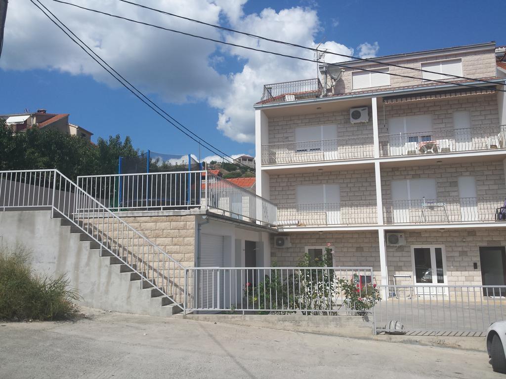 Apartmani Mila Podstrana Zimmer foto