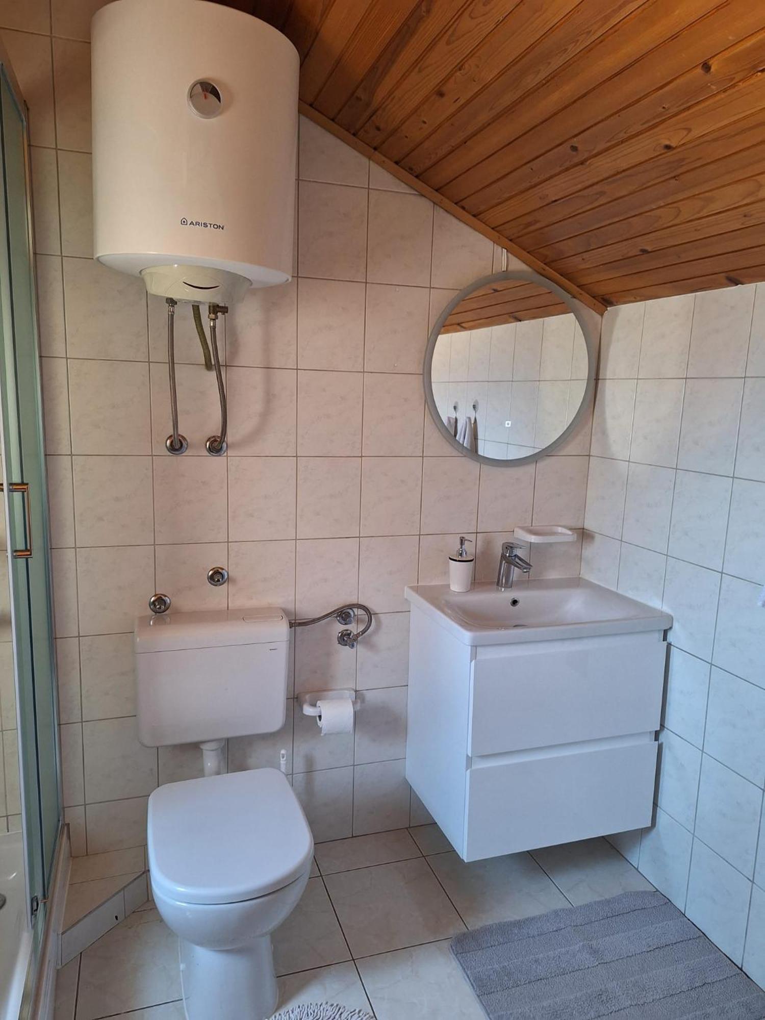 Apartmani Mila Podstrana Exterior foto