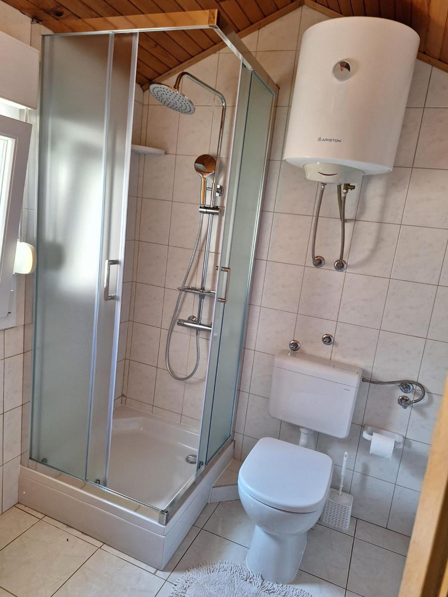 Apartmani Mila Podstrana Exterior foto